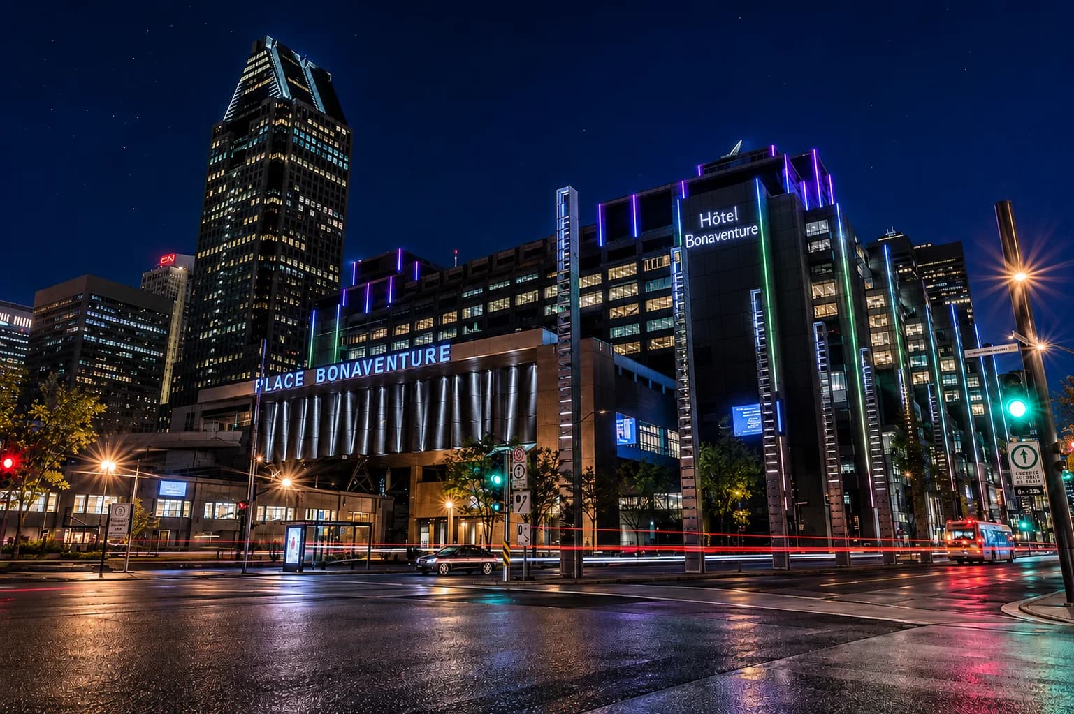 Hotel Bonaventure Montreal — Hilo Mirrors case study